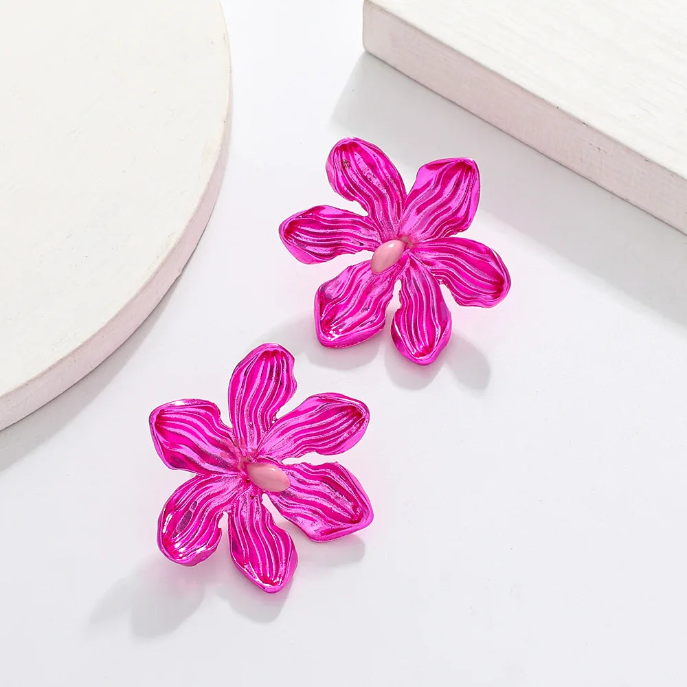 European and American Alloy Flower Pink Earrings